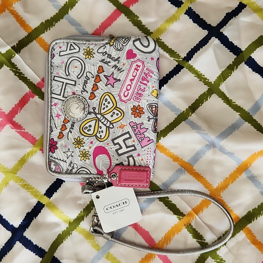 COACH POPPY WRISTLET